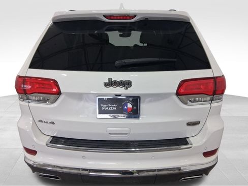 Used 2017 Jeep Grand Cherokee Summit w/ Skid Plate Group AWD/4WD image 6