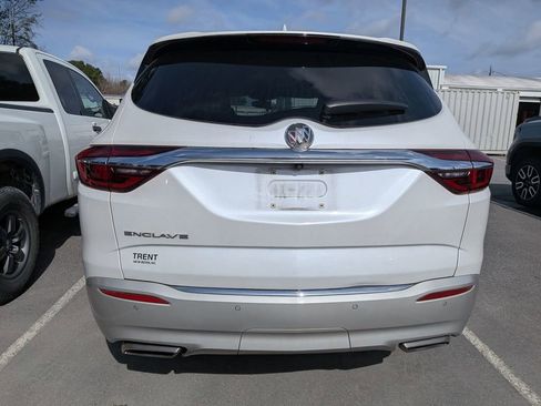 Used 2020 Buick Enclave Essence w/ Sound and Sites Package image 8