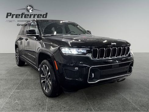Used 2025 Jeep Grand Cherokee Overland image 1