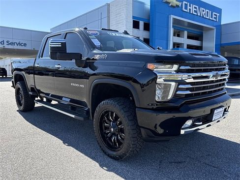 Used 2021 Chevrolet Silverado 2500 High Country w/ Z71 Off-Road Package image 2