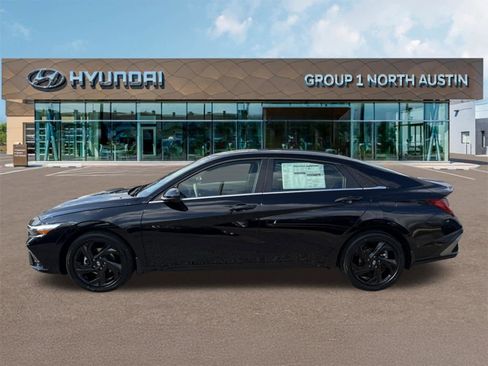 New 2026 Hyundai Elantra SEL Sport Premium FWD image 8