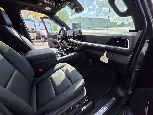 New 2026 Chevrolet Tahoe Z71 image 12