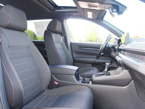 Used 2023 Honda CR-V Sport image 11