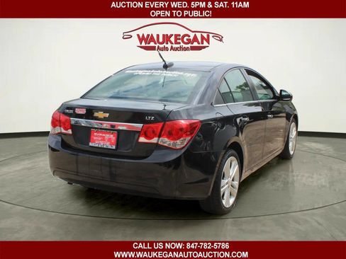 Used 2015 Chevrolet Cruze LTZ FWD image 4