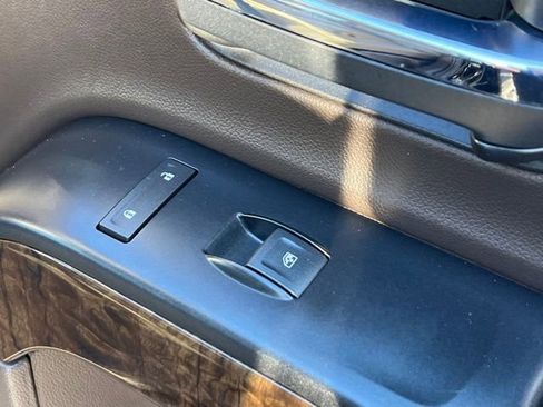 Used 2018 Chevrolet Silverado 1500 LT w/ All Star Edition image 18