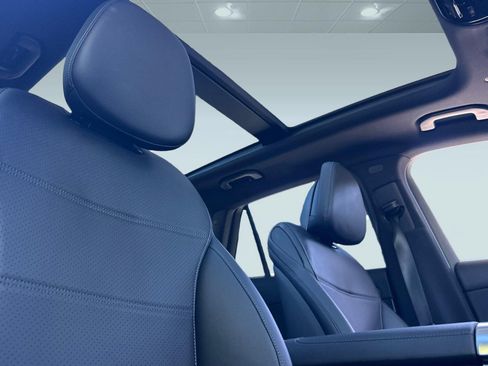 Certified 2026 Mercedes-Benz GLC 300 image 26