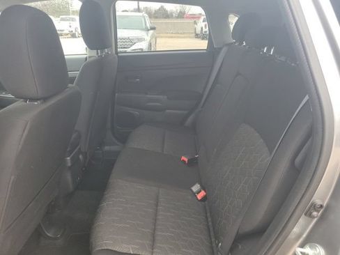 Used 2025 Mitsubishi Outlander Sport LE AWD/4WD image 14