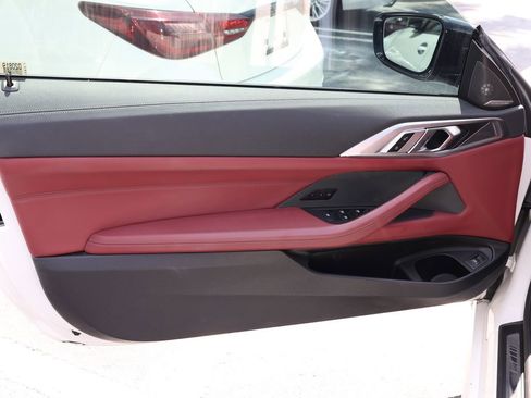 Used 2024 BMW M440i Convertible w/ Premium Package RWD image 11