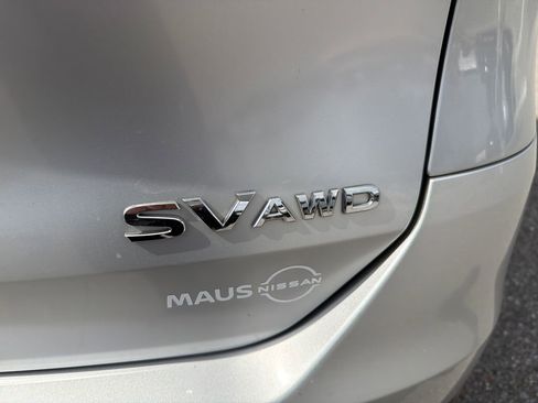 Used 2016 Nissan Rogue SV image 11