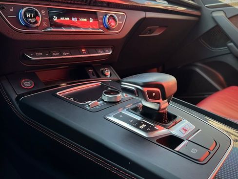 Used 2019 Audi SQ5 Premium Plus w/ Premium Plus Package image 68