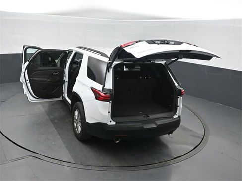 Used 2023 Chevrolet Traverse LT w/ LPO, Floor Liner Package image 53