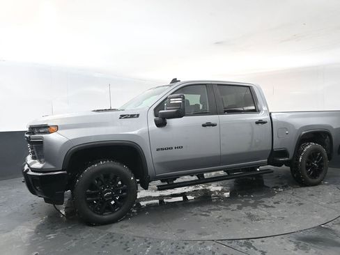 Certified 2025 Chevrolet Silverado 2500 Custom w/ Custom Convenience Package image 2
