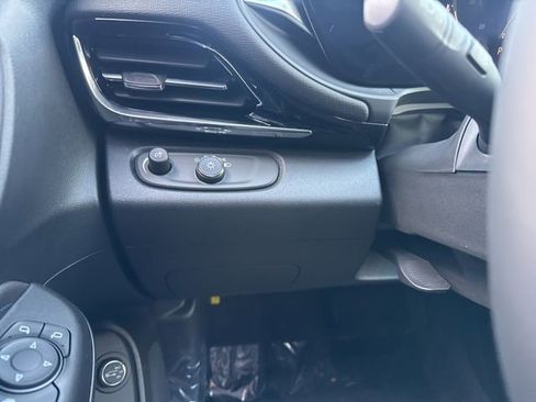 New 2026 Buick Envista Sport Touring w/ Convenience I Package FWD image 21