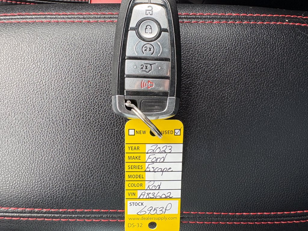 Used 2023 Ford Escape ST-Line w/ Tech Pack #1 AWD/4WD image 19