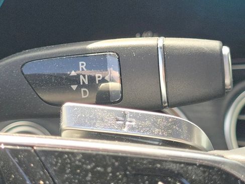 Used 2023 Mercedes-Benz E 350 4MATIC Sedan image 37