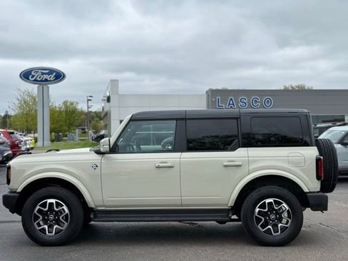 Certified 2025 Ford Bronco Outer Banks AWD/4WD image 48