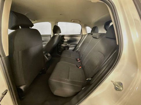 Certified 2025 Honda HR-V LX image 27