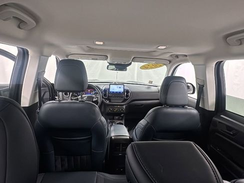 Used 2024 Ford Bronco Sport Outer Banks w/ Tech Package image 18