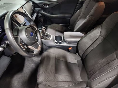 Used 2021 Subaru Outback Premium image 31