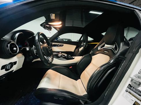Used 2017 Mercedes-Benz AMG GT S image 15