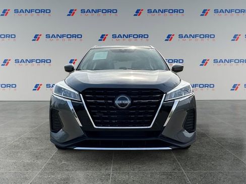Used 2023 Nissan Kicks SV FWD image 8