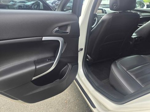 Used 2013 Buick Regal GS FWD image 15
