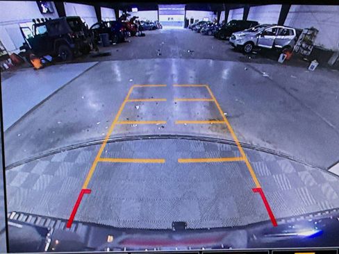 Used 2023 GMC Sierra 3500 Denali w/ Denali Ultimate Package image 18