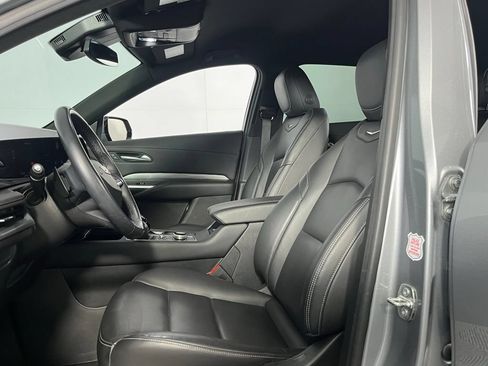 Used 2024 Cadillac XT4 Premium Luxury AWD/4WD image 19
