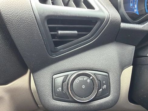 Used 2014 Ford C-MAX SE FWD image 15