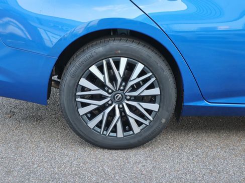 New 2025 Nissan Altima 2.5 SV image 8