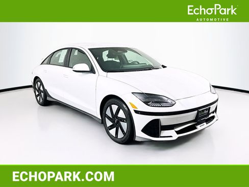 Used 2024 Hyundai Ioniq 6 SE RWD image 1