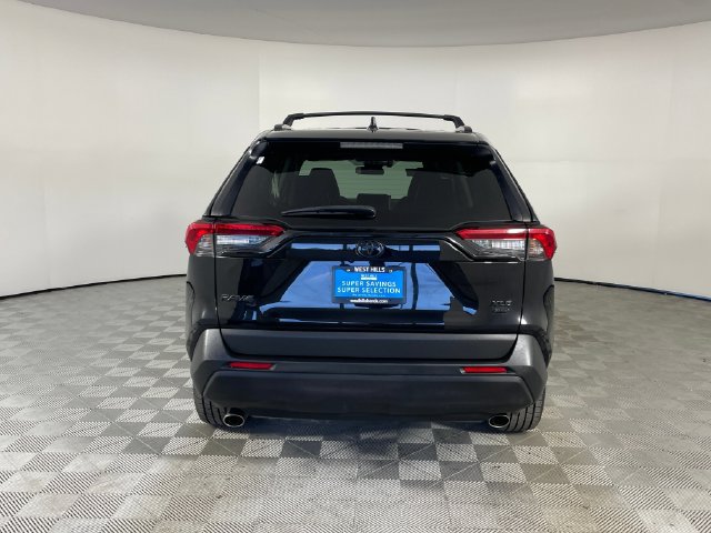 Used 2022 Toyota RAV4 XLE Premium AWD/4WD image 24