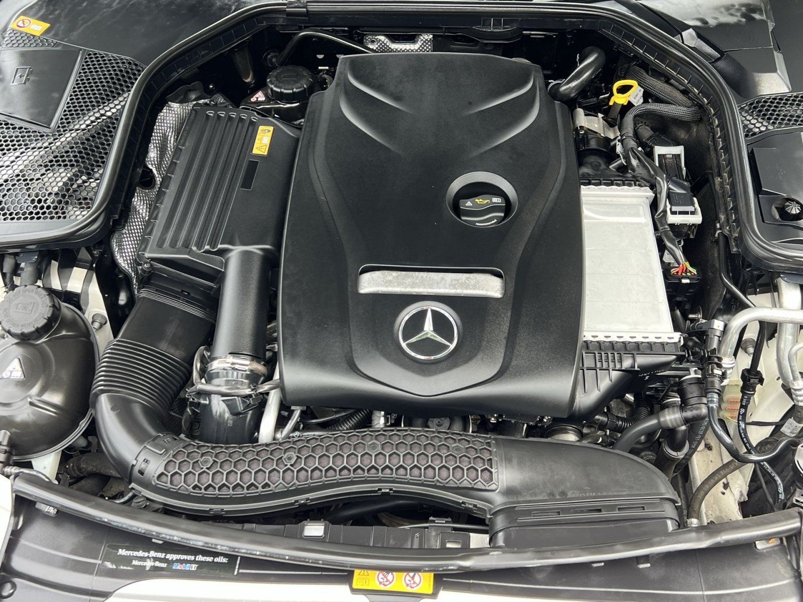 Used 2016 Mercedes-Benz C 300 4MATIC Sedan image 32