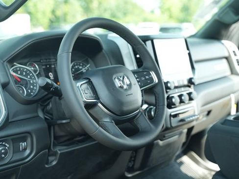 New 2026 RAM 1500 Big Horn AWD/4WD image 24