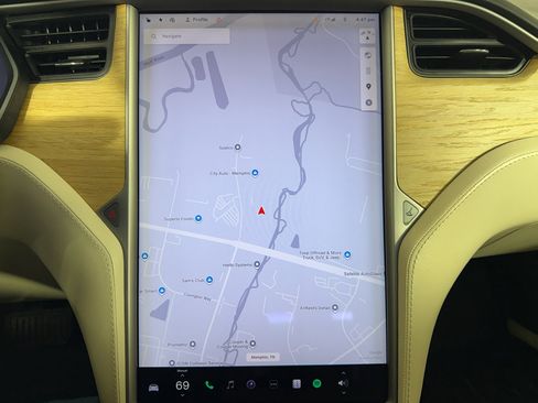 Used 2018 Tesla Model S 100D image 26