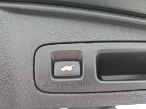 Used 2020 Honda CR-V Touring image 13