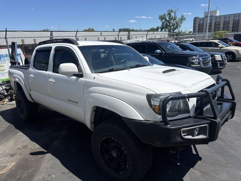 Used 2008 Toyota Tacoma 4x4 Double Cab image 3