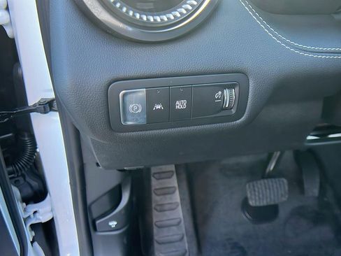 New 2026 Chevrolet Blazer EV LT AWD/4WD image 18