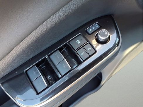 New 2026 Toyota Crown w/ Advanced Technology Package AWD/4WD image 10