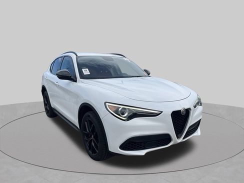 Used 2019 Alfa Romeo Stelvio w/ Nero Edizione RWD image 3