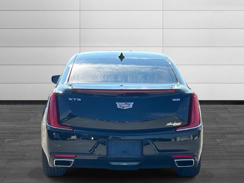 Used 2019 Cadillac XTS Luxury FWD image 4