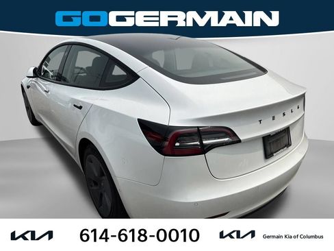 Used 2021 Tesla Model 3 Standard Range Plus RWD image 3