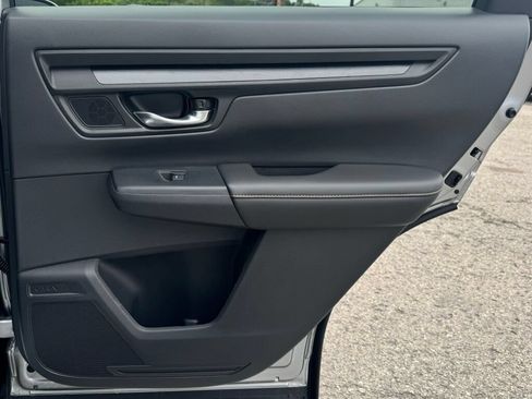 Used 2025 Honda CR-V Sport-L image 18