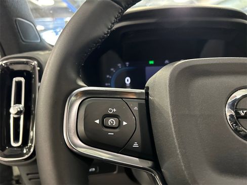 Certified 2023 Volvo C40 P8 Recharge Ultimate w/ Protection Package Premier image 13