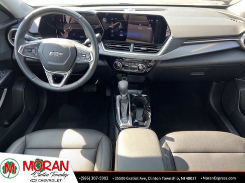 Used 2024 Chevrolet Trax ACTIV w/ Driver Confidence Package FWD image 12