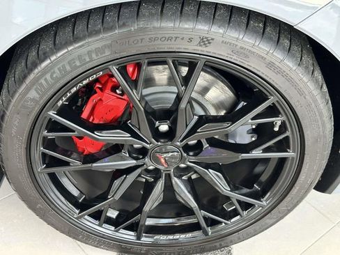 Used 2024 Chevrolet Corvette Stingray Preferred Conv w/ Z51 Performance Package RWD image 30