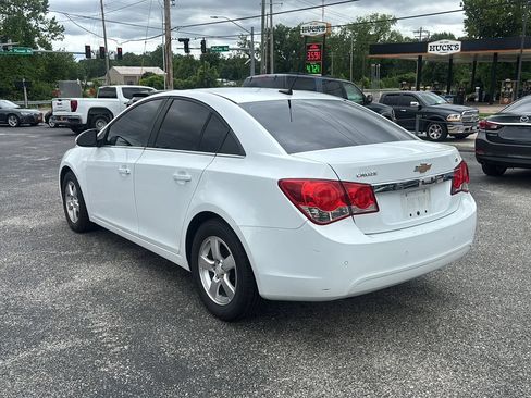 Used 2012 Chevrolet Cruze LT FWD image 3