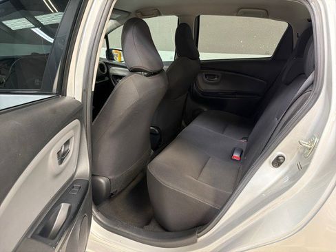Used 2015 Toyota Yaris SE image 24