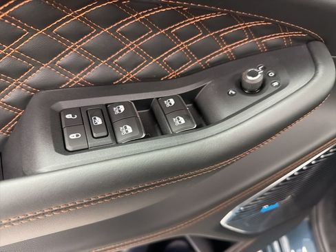 New 2026 Jeep Grand Cherokee L Summit AWD/4WD image 26