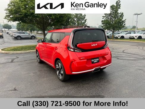 Certified 2023 Kia Soul GT-Line w/ GT-Line Technology Package FWD image 8